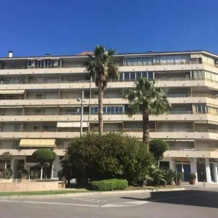 Global Emma In Center Apartment Cambrils